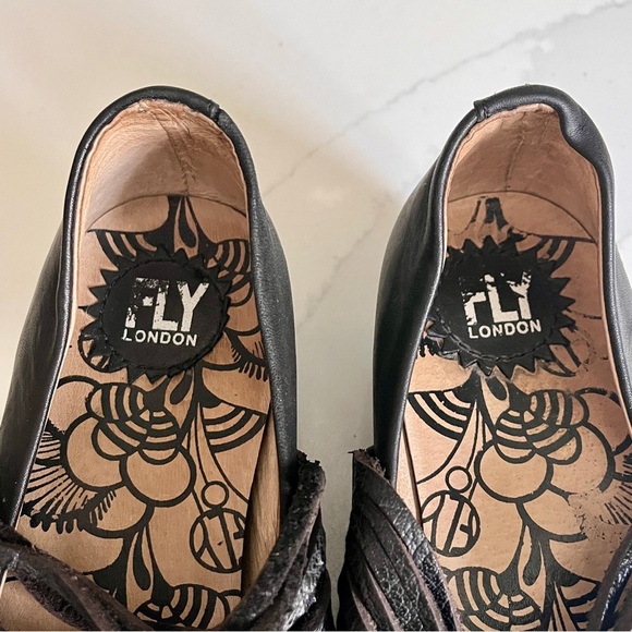 Fly London LAFF Peep Toe Multi strap Black Ballerina Heel Shoes Size 7 - Picture 14 of 16